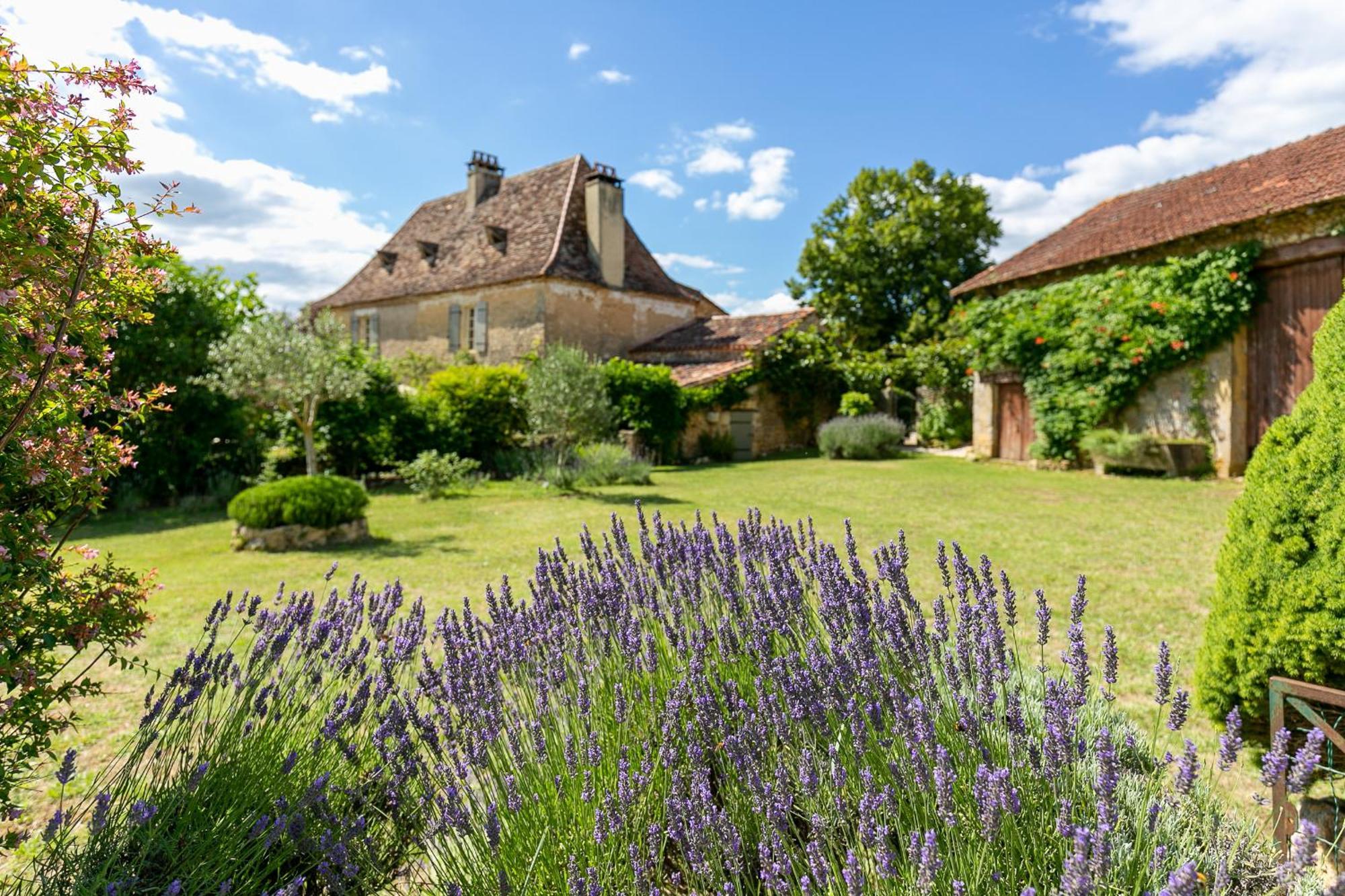 La Maison Louverie Pontours Exterior foto