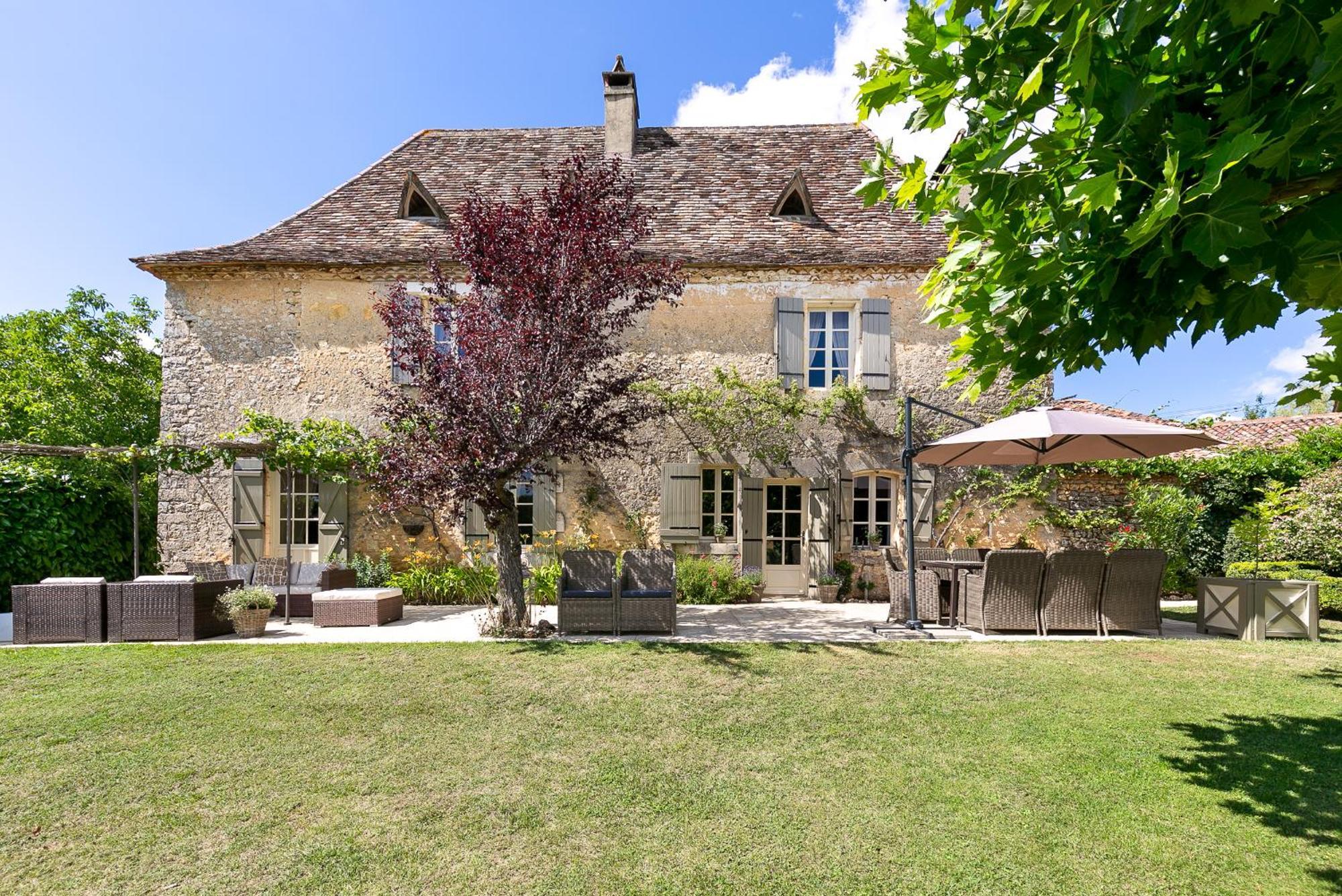 La Maison Louverie Pontours Exterior foto